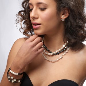 Bracelet Cuir Perles d´eau douce Acier inoxydable