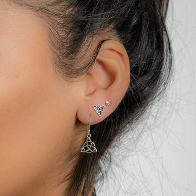 Model picture of ear512